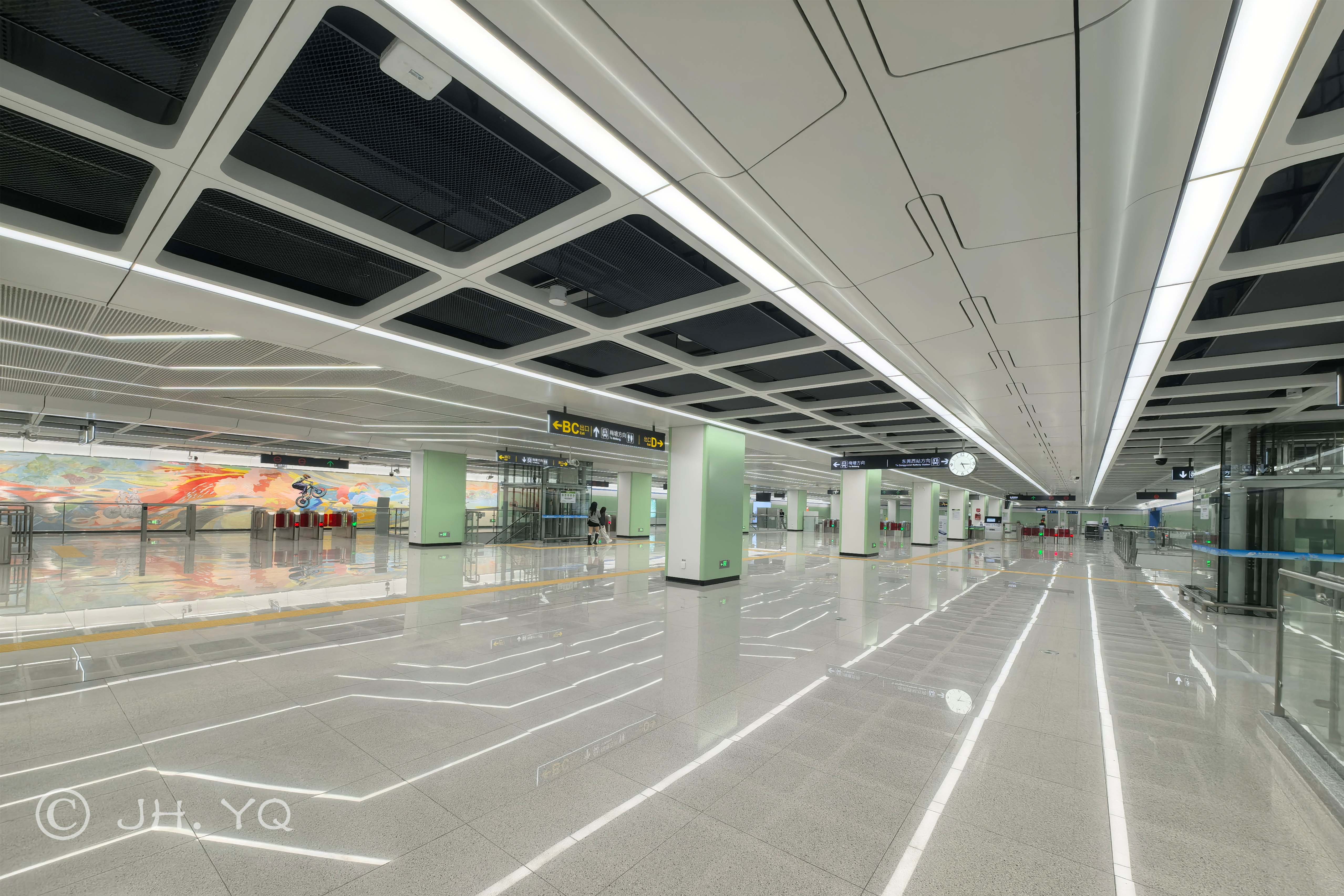 File:20251201 黄江站厅4 jhyq.jpg