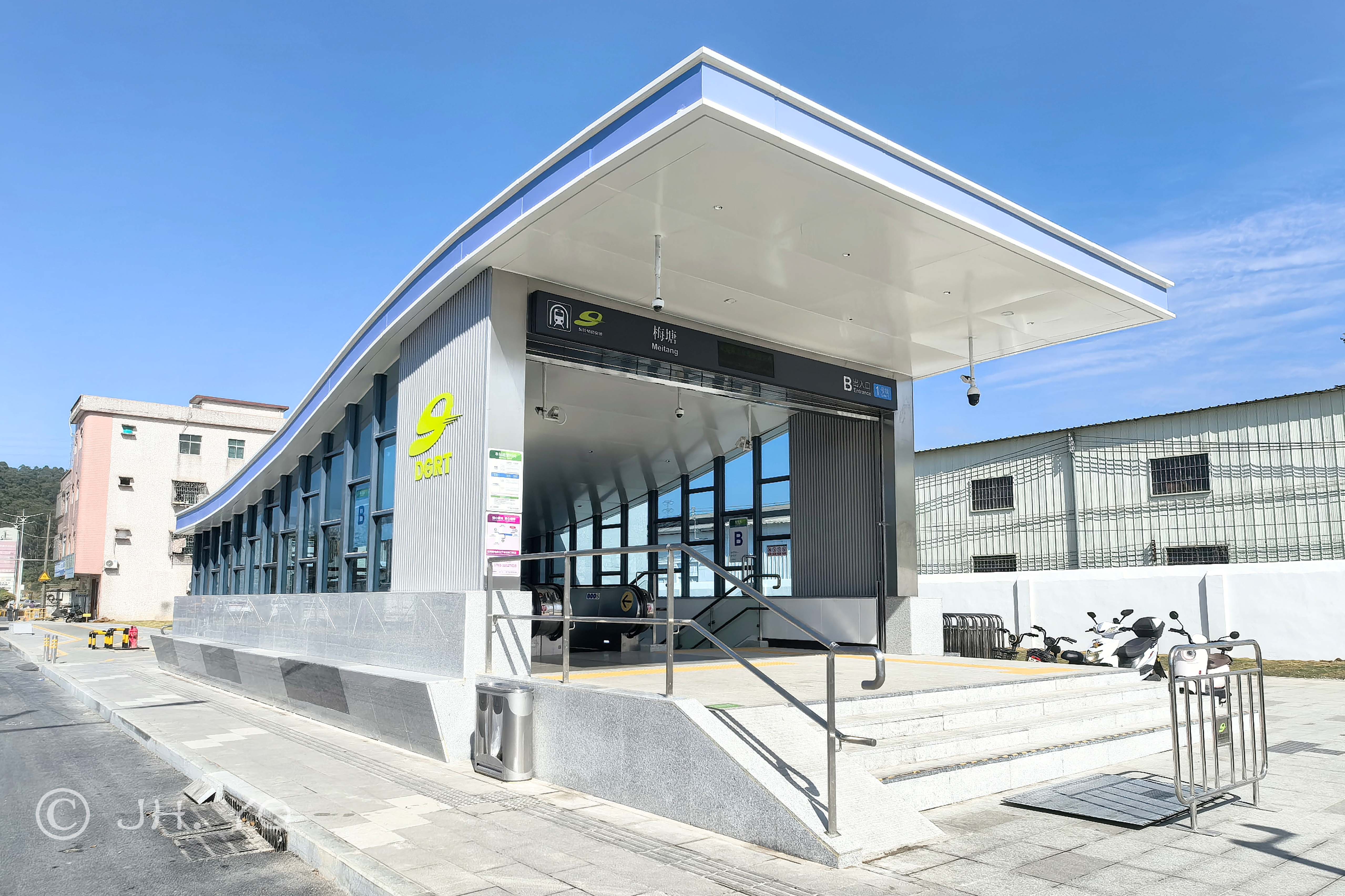 梅塘站B出入口（2025年12月）