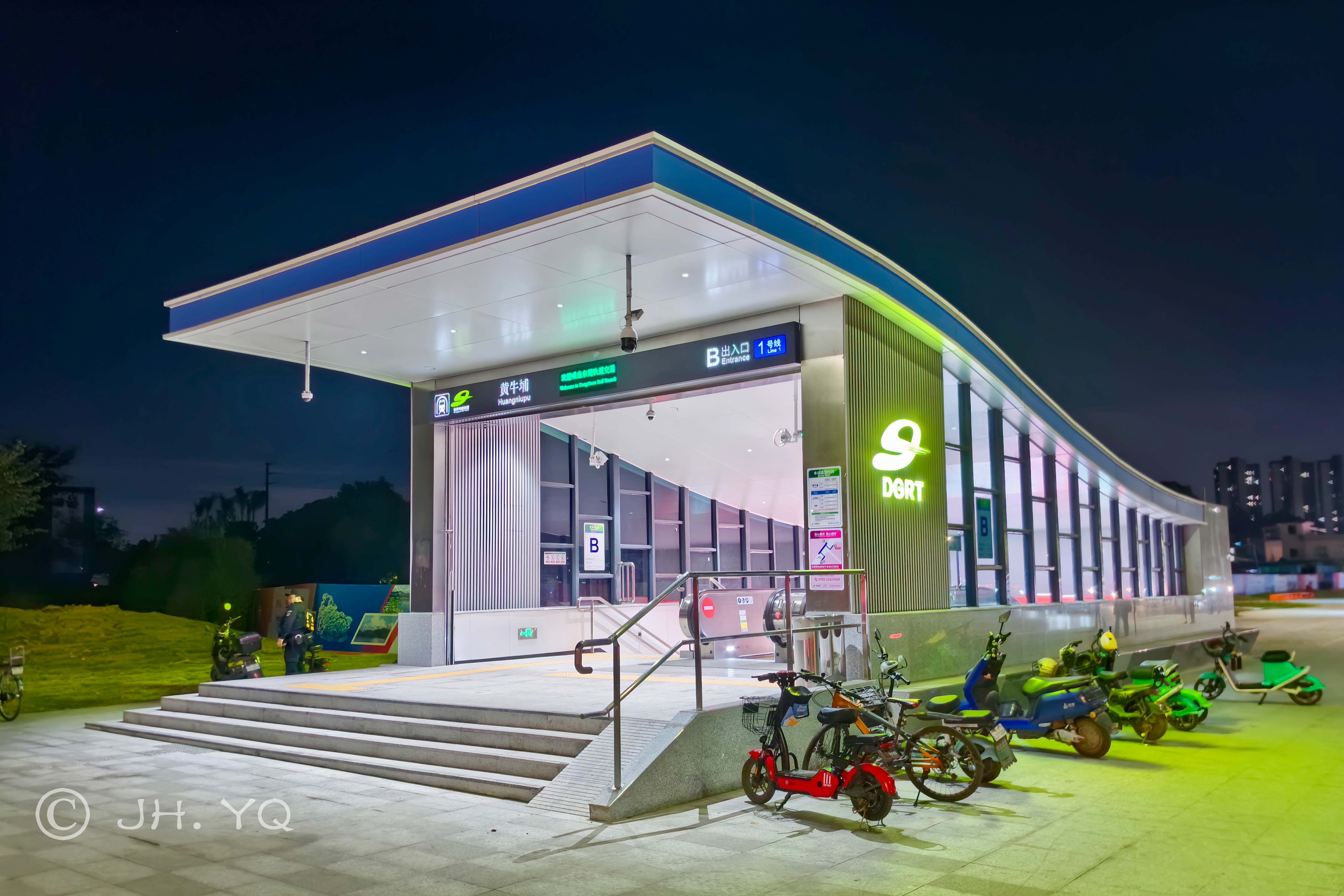 黃牛埔站B出入口(2025年12月)